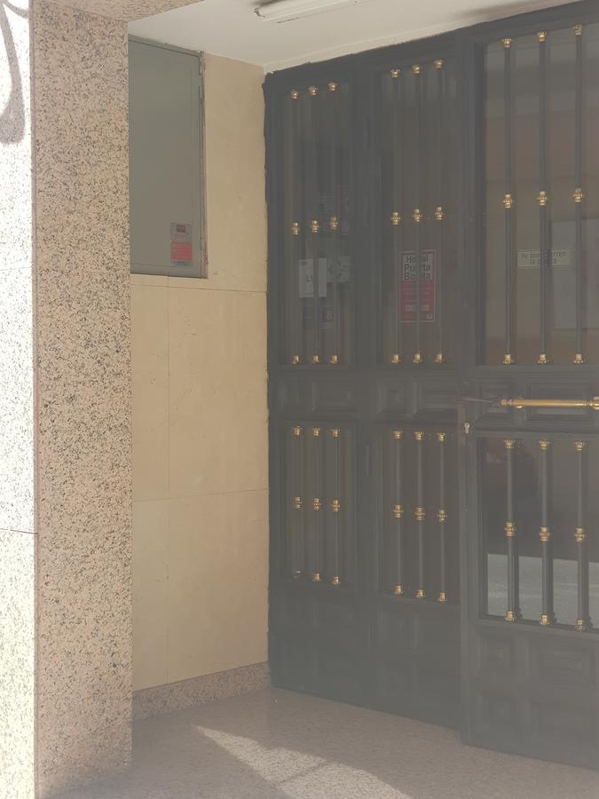 马德里 普埃塔博尼达旅馆酒店 外观 照片